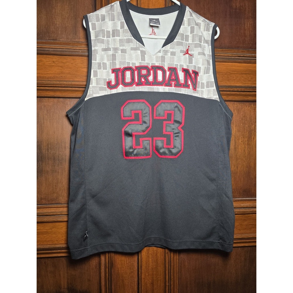 AIR JORDAN MEN'S MICHAEL JORDAN #23 NBA BASKETBALL SHIRT JERSEY MAILLOT SIZE L